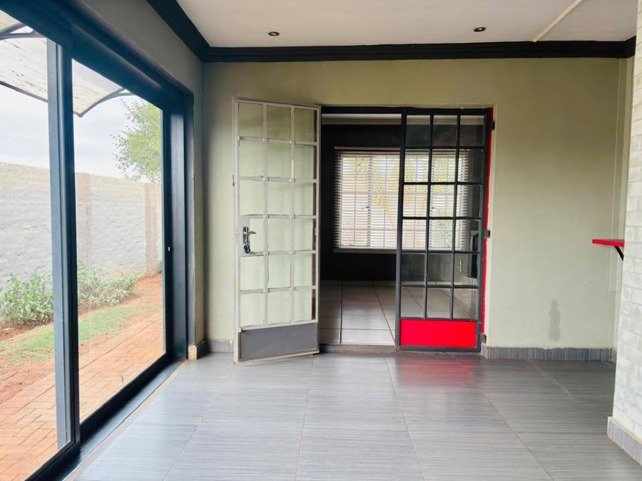 To Let 3 Bedroom Property for Rent in Waterkloof A H North West
